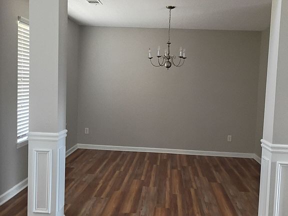3rd image of 314 Megan Dr