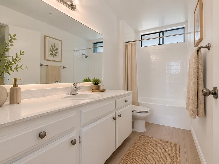 Studio View Apartment Homes — Photo 13