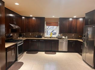 152 Jackson Ave FLOOR 2, Mineola, NY 11501