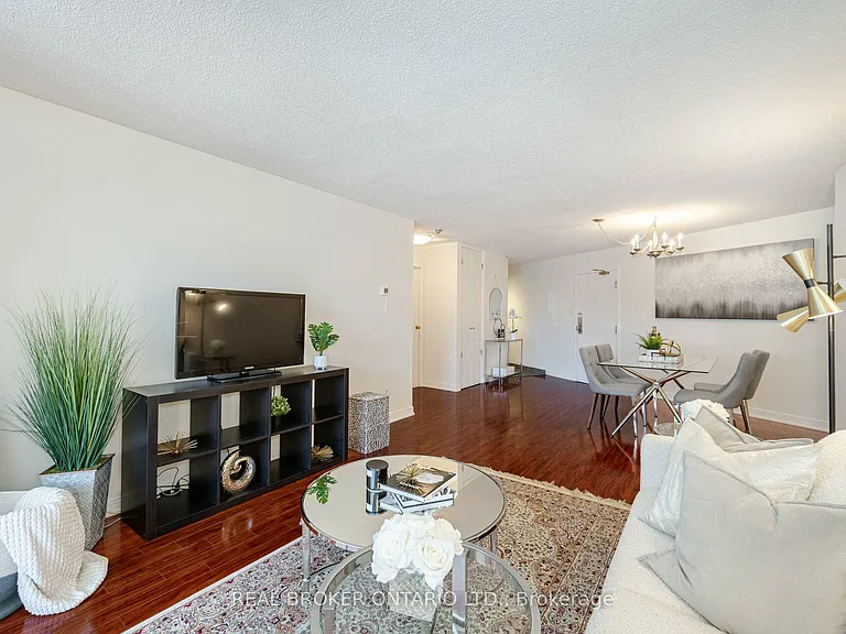 250 Queens Quay W #604 — Photo 15