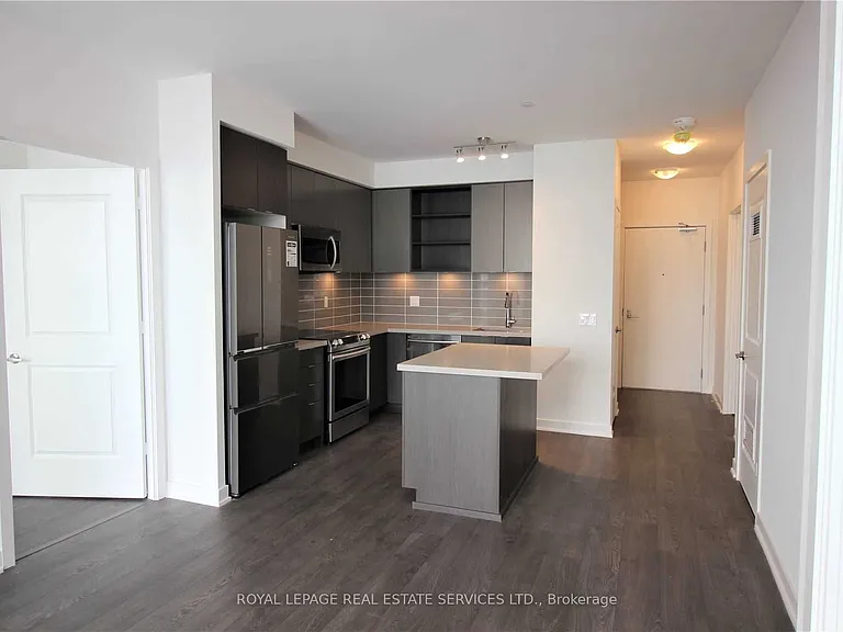 4699 Glen Erin Dr #906 — Photo 6