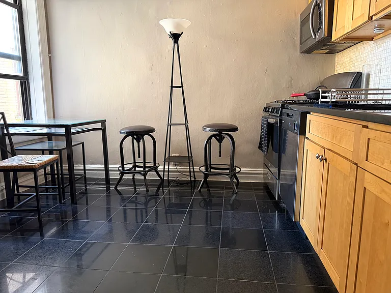 270 Harrison Ave #402 — Photo 21