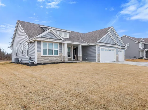 801 Brockway DRIVE, Mukwonago, WI 53149