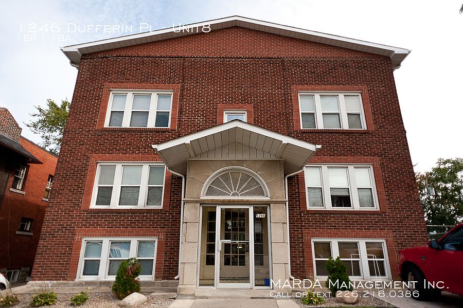 1st image of 1246 Dufferin Pl #8
