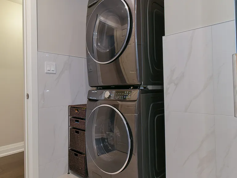 1 Florence St W #56 — Photo 26