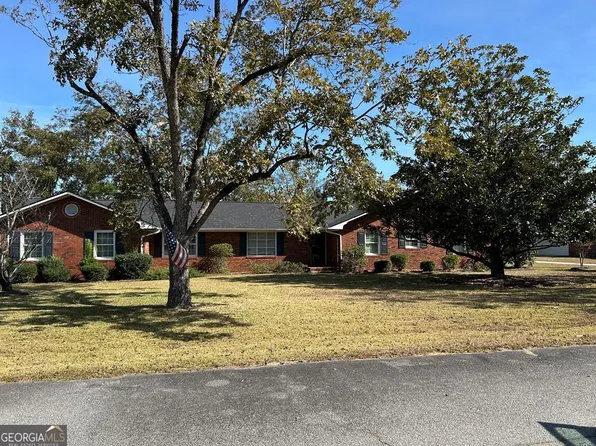 104 Sunset Dr, Vidalia, GA 30474