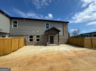 238 Beau Claire Cir, Byron, GA