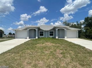 874/876 Duplex St E, Lehigh Acres, FL 33974