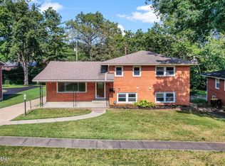 307 Willowbrook Rd, Woodland Hills, KY 40243