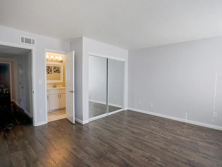 5998 N 78th St #218 — Photo 20