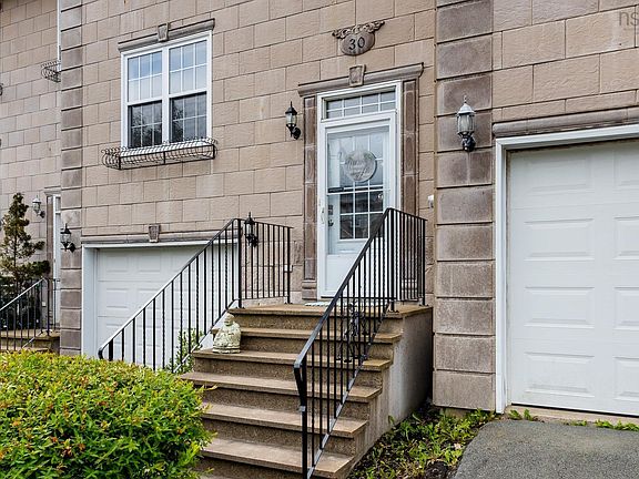 4th image of 30 Brigadier Ct