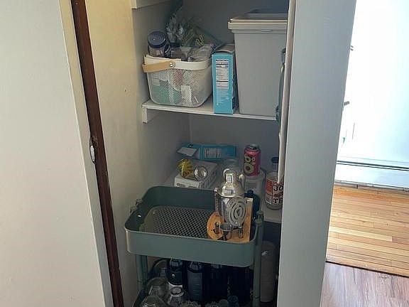 5th image of 1042 South St #3