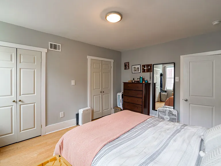2042 E Fletcher St — Photo 20