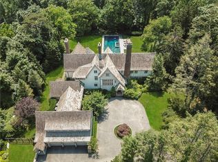 85 Birchall Dr, Scarsdale, NY 10583