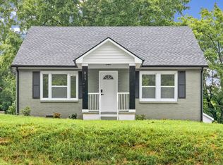 815 Cumberland Dr, Clarksville, TN 37040