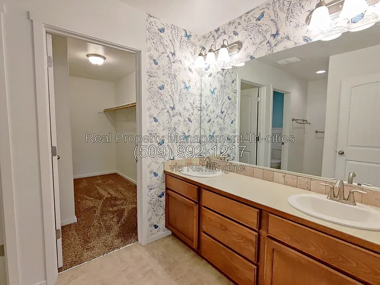 5825 Sidon Ln — Photo 9