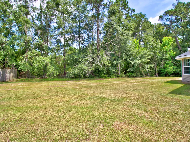 720 Highgrove Ct — Photo 28