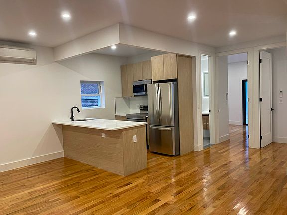 5th image of 53 Herbert St #1