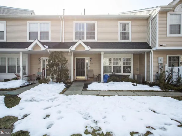 5107 Halifax Way, Mount Laurel, NJ 08054