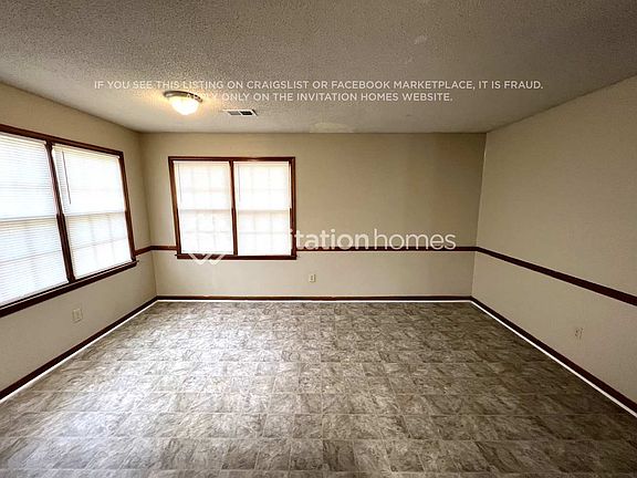 3rd image of 2952 Summit Peak Way