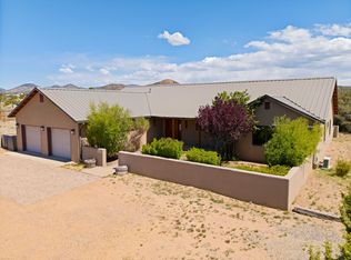 4 Alma Ct, Santa Fe, NM 87508
