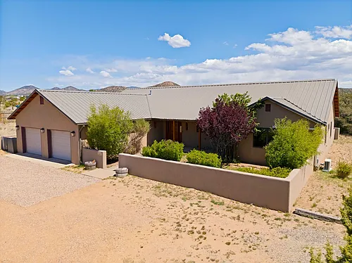 4 Alma Ct Photo 1