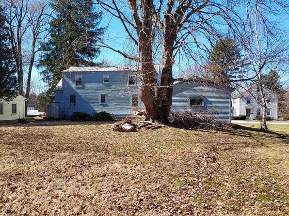 6 Avenue B, Rutland City, VT 05701