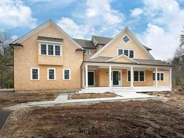 615 Keene St, Duxbury, MA 02332