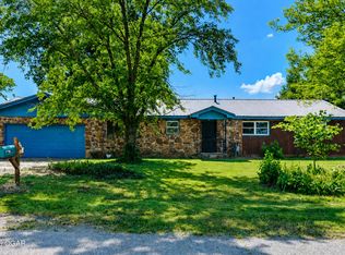 101 N Maple St, Quapaw, OK 74363