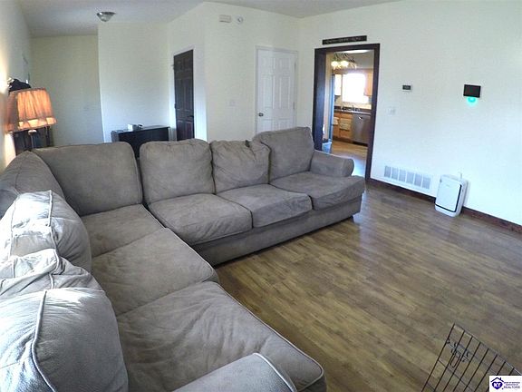 4th image of 215 Blue Ridge Way
