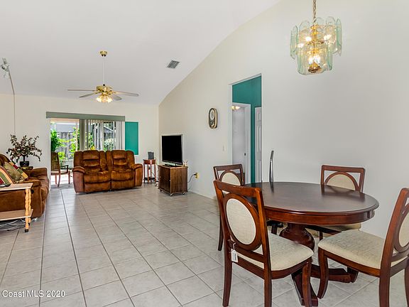 5th image of 4876 Erin Ln