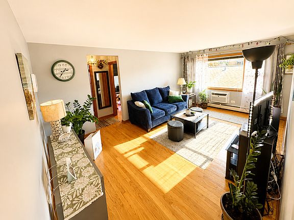 3rd image of 7347 W Diversey Ave APT 8