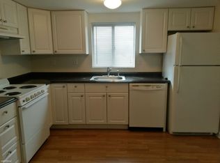 22 Cove Rd APT 5, Stamford, CT 06902