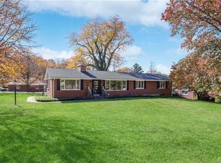 902 Cottonwood Rd, Dayton, OH 45419