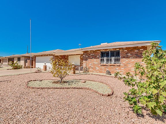 2nd image of 4038 E Carmel Cir