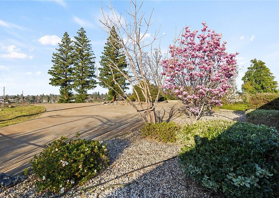 1st image of 5521 Pine Haven Dr
