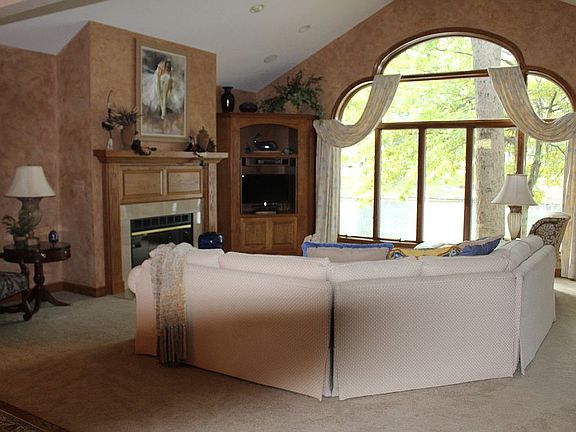 Great Room 1st level 22’x20’