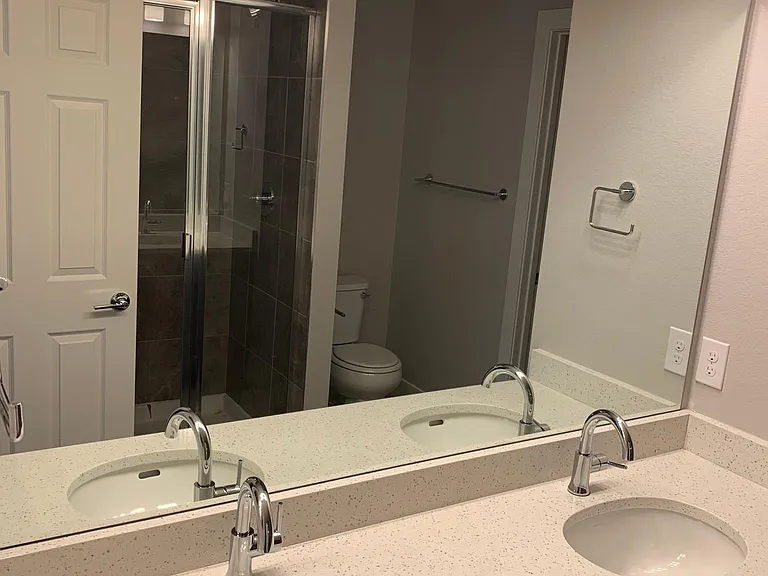 4722 N Kittredge St — Photo 7