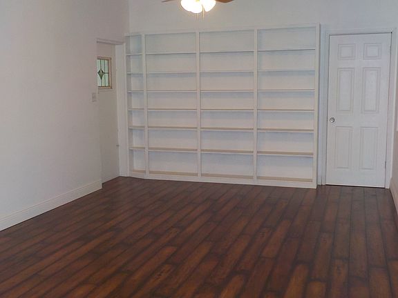 5th image of 2419 Lando Ln