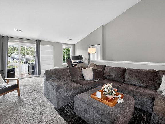 5th image of 2704 Northview ROAD #147