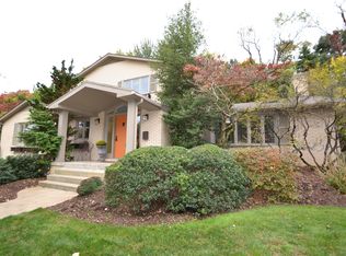 226 Lynn Haven Dr, Pittsburgh, PA 15228