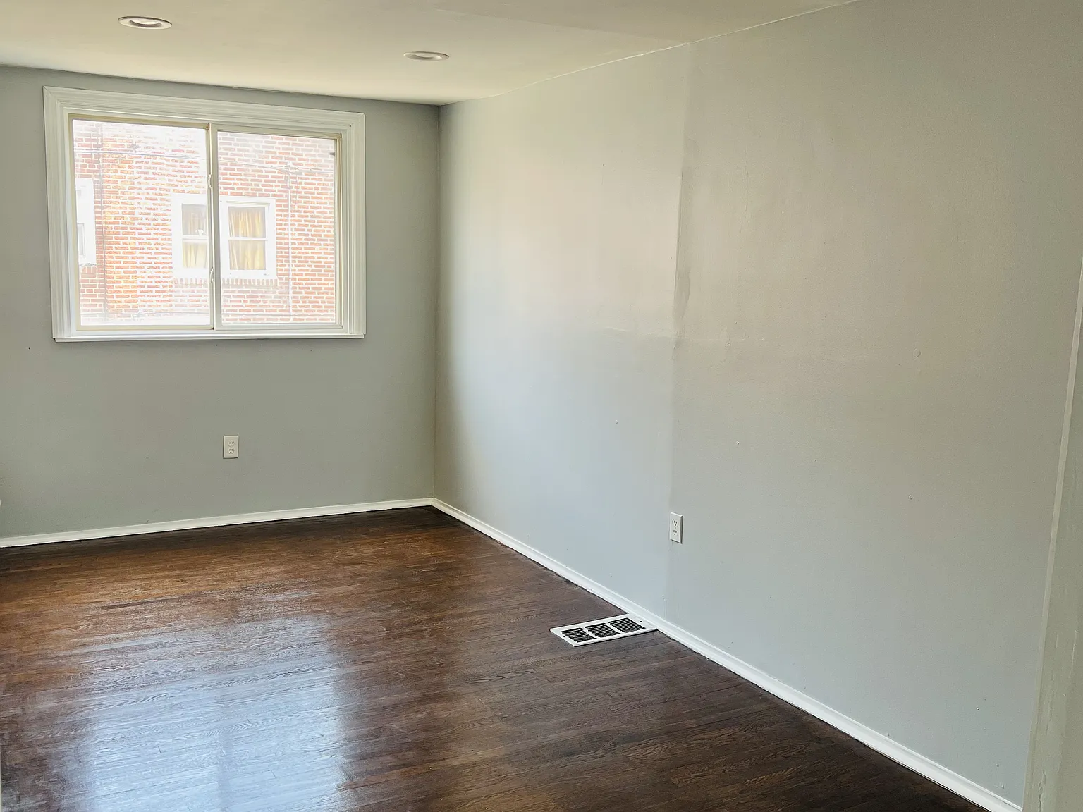130 Spring Valley Rd — Photo 4
