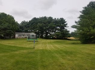 1755 Lost Creek Rd, Wever, IA 52658