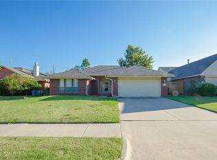 1300 Newbury Dr, Norman, OK 73071