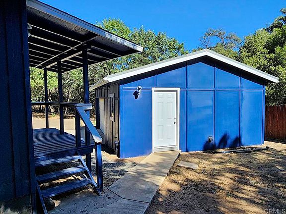 5th image of 1008 Manzanita Dr