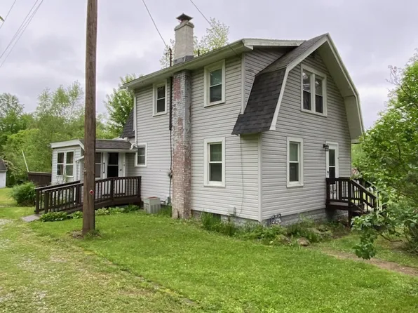 19437 Green Mountain St, Meadville, PA 16335