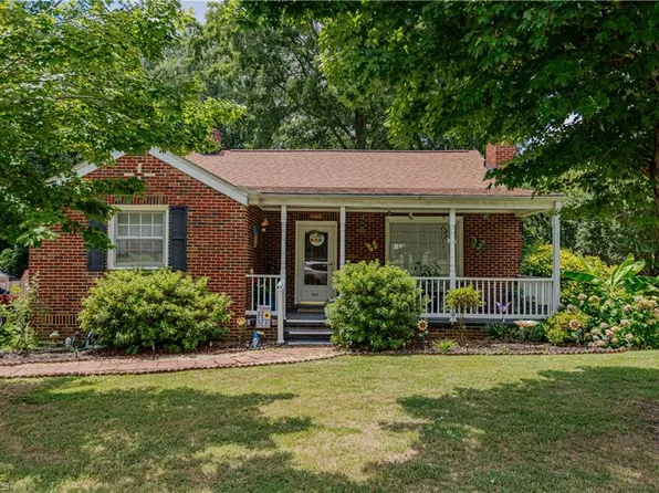 907 Kilby St, Burlington, NC 27215