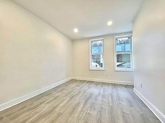 3rd image of 28-44 31st St #2F