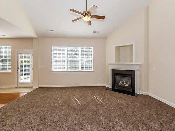 5th image of 4809 Sandtyn Dr