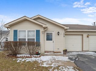 549 Heritage Dr, Oswego, IL 60543